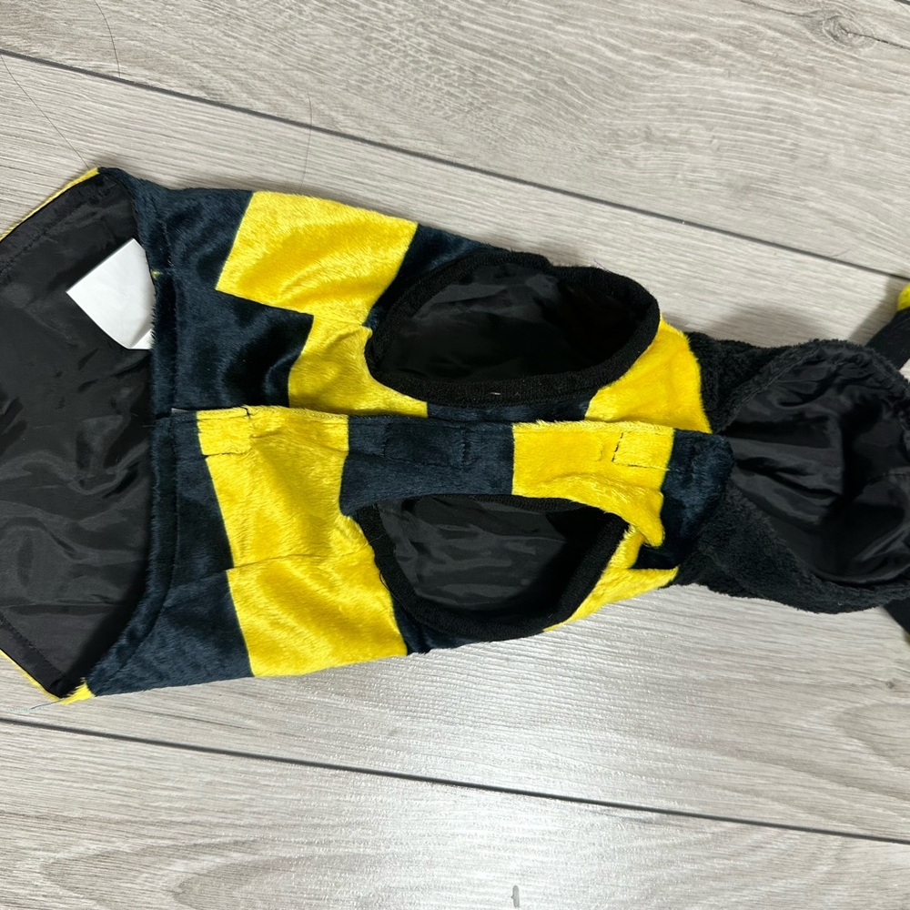 Halloween Bumblebee Costume - Dog XS - Picture 3 of 12